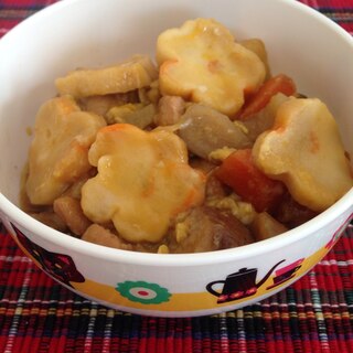 昨日の残りの筑前煮で！お花麩丼